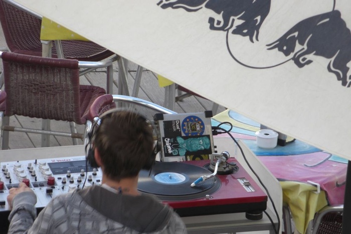 The Dj