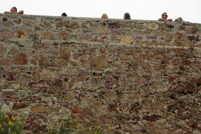 Wall of Tourists