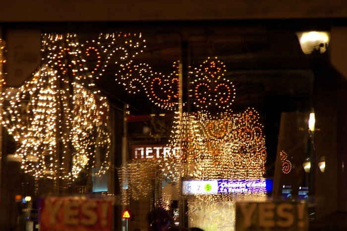 Yes Metro Yes Lights