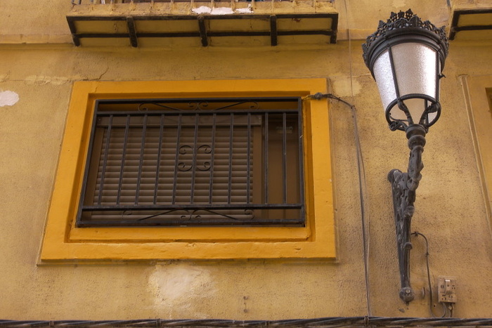 Yellow Border