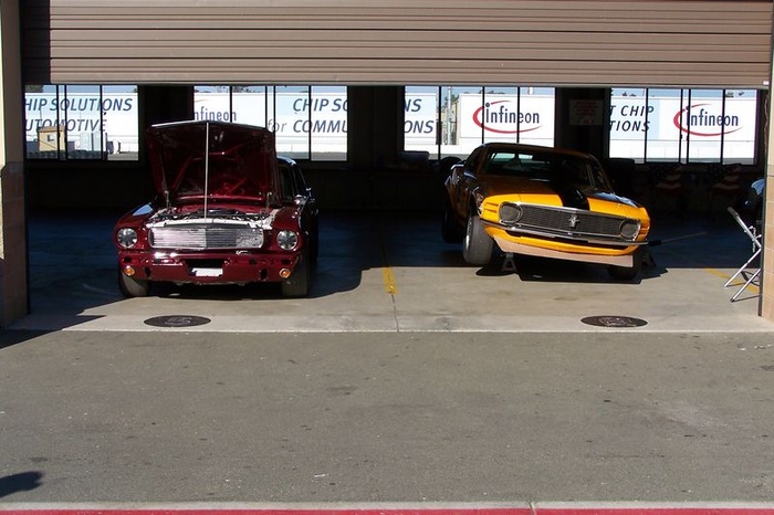 Mustang Garage