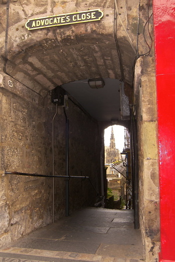 Advocate's Close is Scary