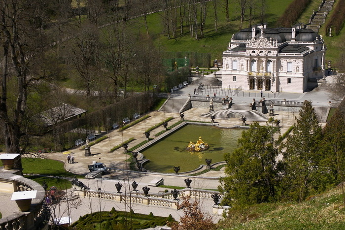 Over Linderhof